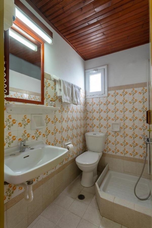 Binji Hotel Epidaurus ภายนอก รูปภาพ